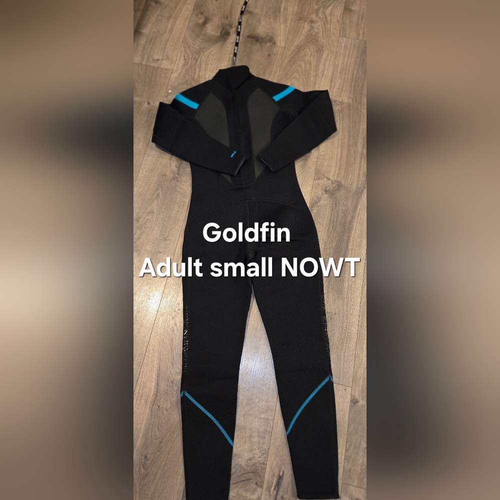 Men’s Black Wetsuit with Teal Accents - Small
